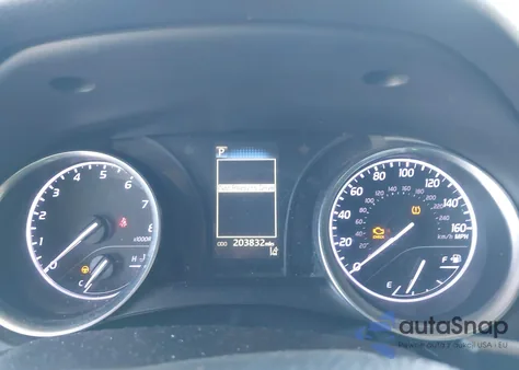 2018 Toyota Camry Se z USA, uszkodzony, nr VIN 4T1B11HK5JU581793